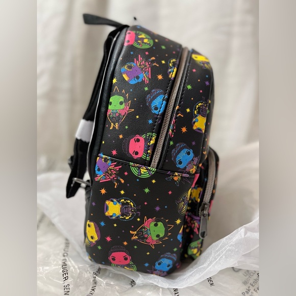 Funko Marvel Woman Neon Print 11.5" Mini Backpack - Picture 4 of 8